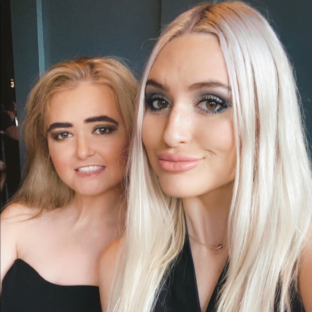 Meet your Posher, Evelyn